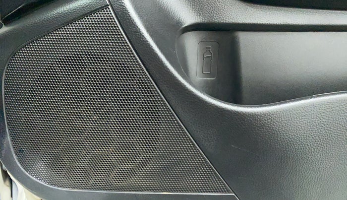 2014 Maruti Swift VDI, Diesel, Manual, 89,206 km, Speakers