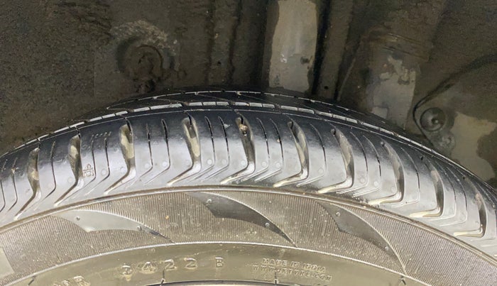 2016 Hyundai Elite i20 ASTA 1.2, Petrol, Manual, 1,01,012 km, Left Rear Tyre Tread