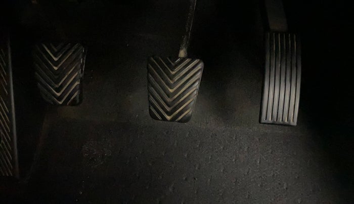 2016 Hyundai Elite i20 ASTA 1.2, Petrol, Manual, 1,01,012 km, Pedals