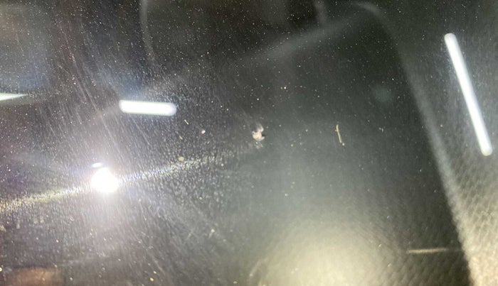 2020 Maruti Vitara Brezza VXI, Petrol, Manual, 24,141 km, Front windshield - Minor spot on windshield