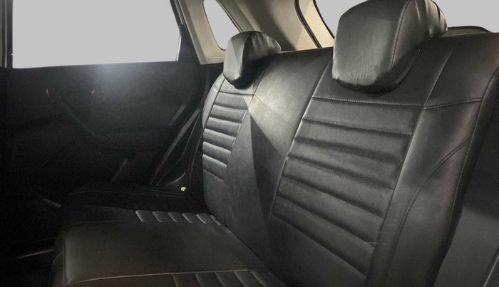 2020 Maruti Vitara Brezza VXI, Petrol, Manual, 24,141 km, Right Side Rear Door Cabin