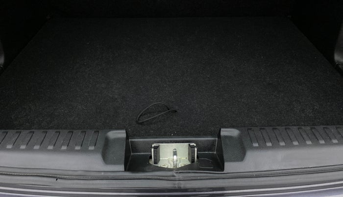 2020 Maruti Vitara Brezza VXI, Petrol, Manual, 12,988 km, Boot Inside