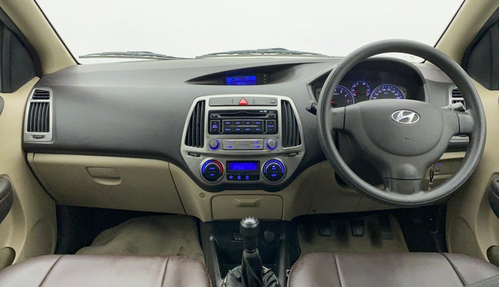 2013 Hyundai i20 MAGNA O 1.2, Petrol, Manual, 74,304 km, Dashboard