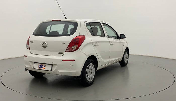 2013 Hyundai i20 MAGNA O 1.2, Petrol, Manual, 74,304 km, Right Back Diagonal