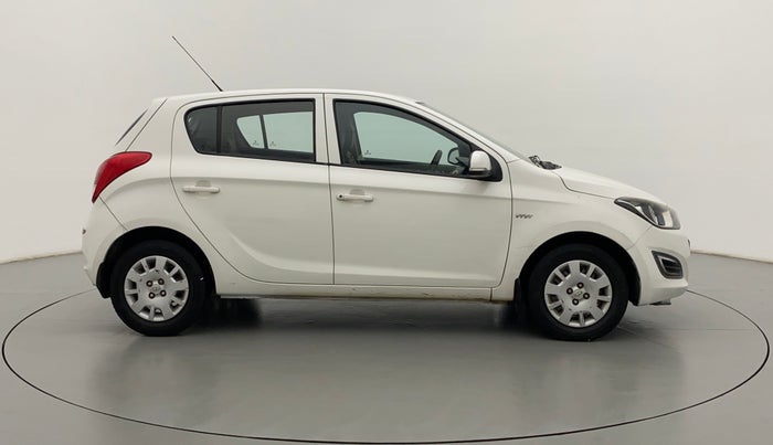 2013 Hyundai i20 MAGNA O 1.2, Petrol, Manual, 74,304 km, Right Side View