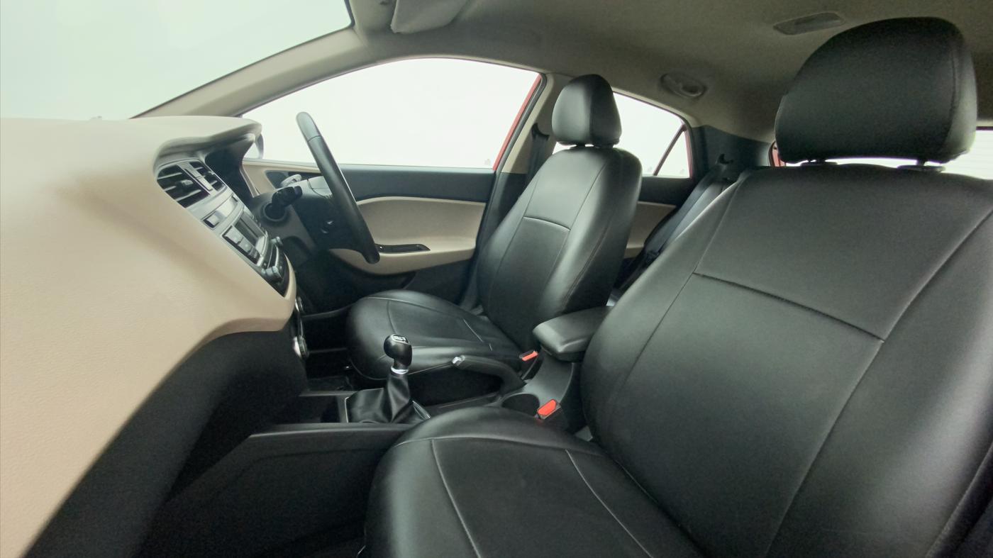 2016 Hyundai Elite i20 ASTA 1.2, Petrol, Manual, 33,212 km, Right Side Front Door Cabin