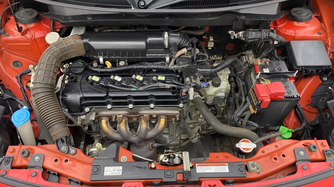 2018 Maruti Swift VXI AMT, Petrol, Automatic, 44,527 km, Open Bonet