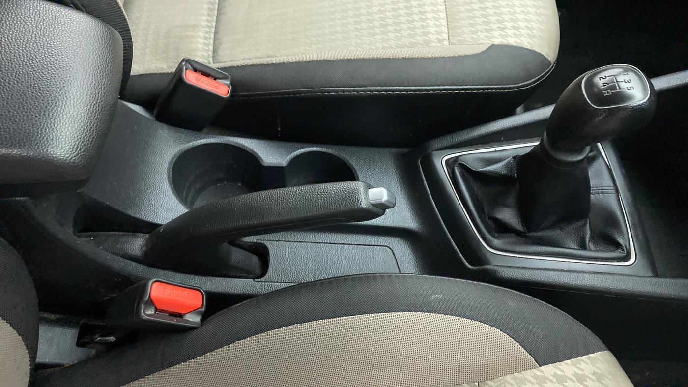 2019 Hyundai Elite i20 MAGNA PLUS 1.2, Petrol, Manual, 40,433 km, Gear Lever