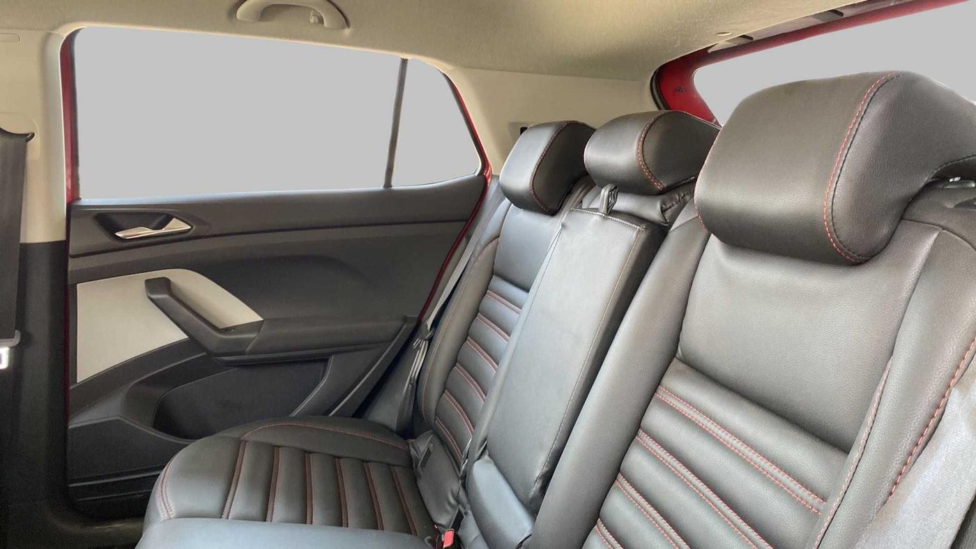 2022 Skoda KUSHAQ AMBITION 1.0L TSI MT, Petrol, Manual, 18,835 km, Right Side Rear Door Cabin