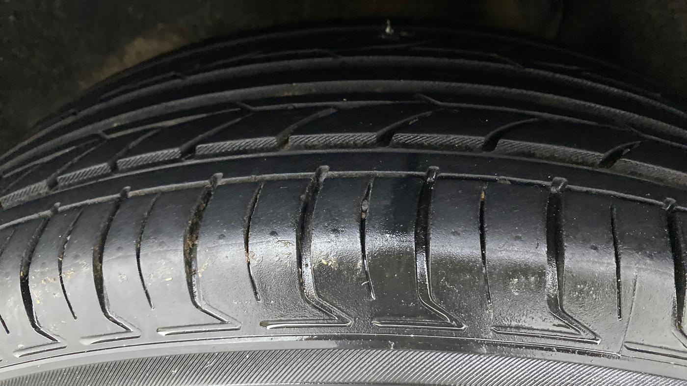 2018 Ford Ecosport TITANIUM + 1.5L PETROL AT, Petrol, Automatic, 36,725 km, Left Rear Tyre Tread