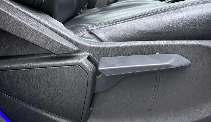 2016 Ford Ecosport TITANIUM 1.5L PETROL AT, Petrol, Automatic, 69,397 km, Driver Side Adjustment Panel