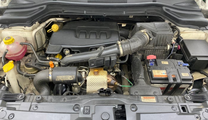 2021 Mahindra XUV300 W8 (O) 1.2 PETROL, Petrol, Manual, 50,119 km, Open Bonet