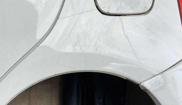 2011 Toyota Etios Liva G, Petrol, Manual, 54,739 km, Left quarter panel - Slightly dented