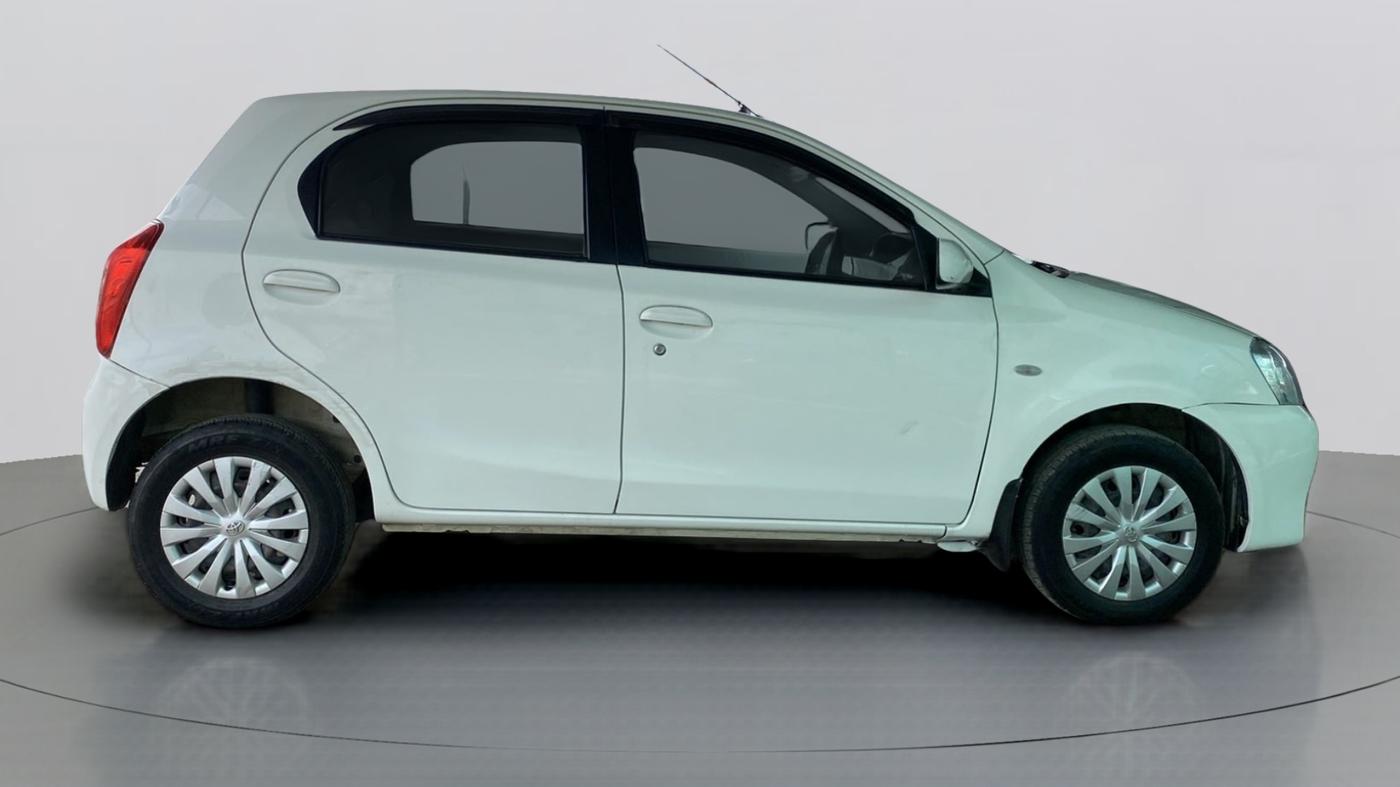 2011 Toyota Etios Liva G, Petrol, Manual, 54,739 km, Right Side View