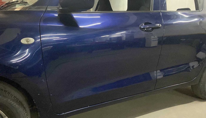 2019 Maruti Swift LXI, Petrol, Manual, 63,868 km, Front passenger door - Slightly dented