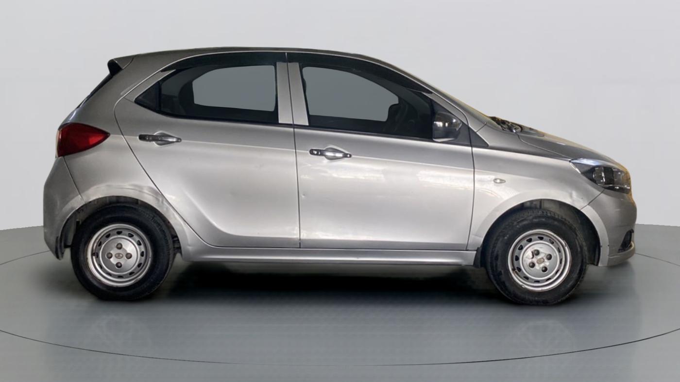 2017 Tata Tiago XM PETROL, CNG, Manual, 66,200 km, Right Side