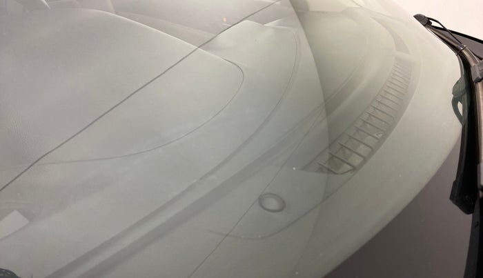 2018 Maruti Dzire ZDI, Diesel, Manual, 91,087 km, Front windshield - Minor spot on windshield