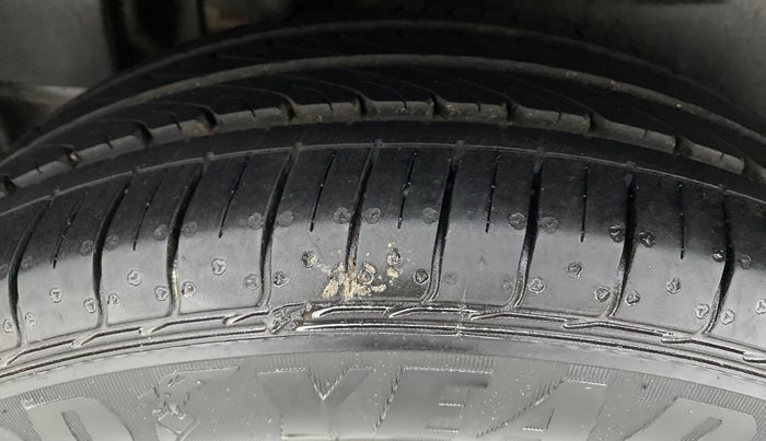 2018 Maruti Dzire ZDI, Diesel, Manual, 91,087 km, Right Rear Tyre Tread