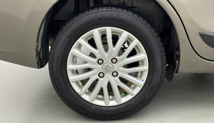 2018 Maruti Dzire ZDI, Diesel, Manual, 91,087 km, Right Rear Wheel