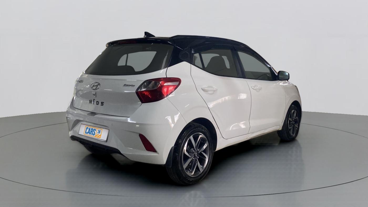 2021 Hyundai GRAND I10 NIOS SPORTZ 1.2 KAPPA VTVT DUAL TONE, Petrol, Manual, 36,657 km, Right Back Diagonal