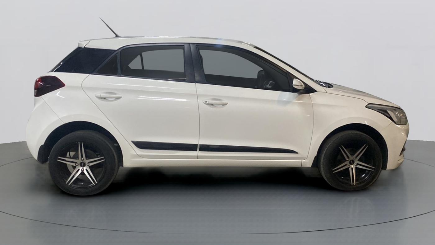 2018 Hyundai Elite i20 SPORTZ 1.2, Petrol, Manual, 46,184 km, Right Side View