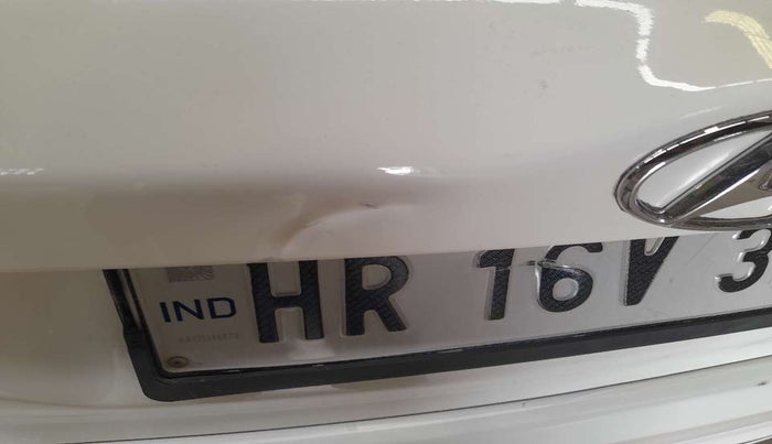 2018 Hyundai Elite i20 SPORTZ 1.2, Petrol, Manual, 46,184 km, Dicky (Boot door) - Minor scratches