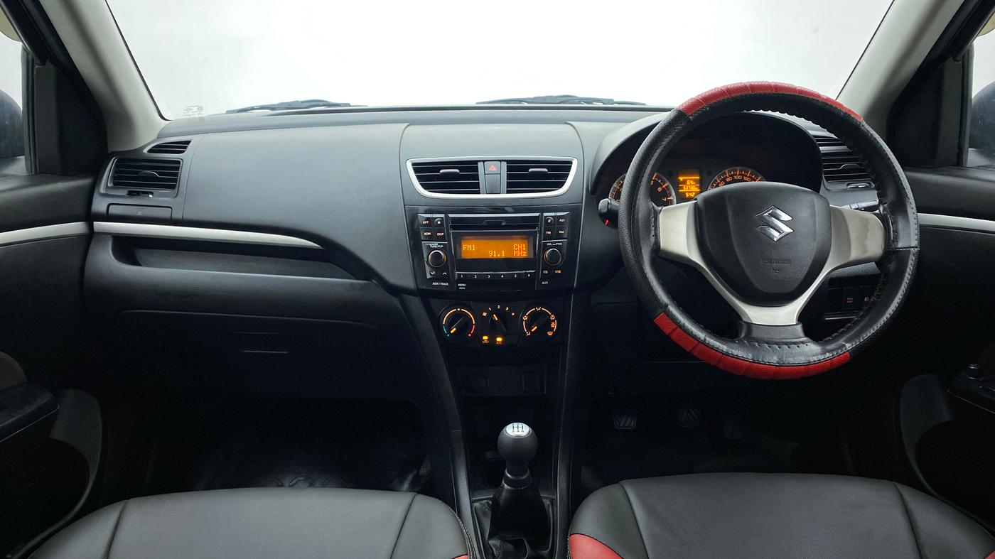 2017 Maruti Swift VXI, Petrol, Manual, 53,730 km, Dashboard