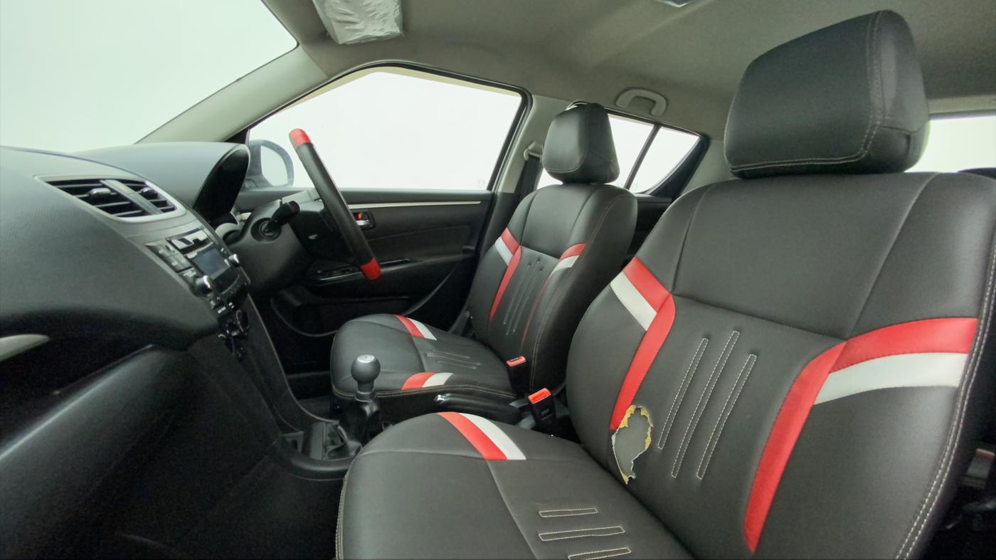 2017 Maruti Swift VXI, Petrol, Manual, 53,730 km, Right Side Front Door Cabin
