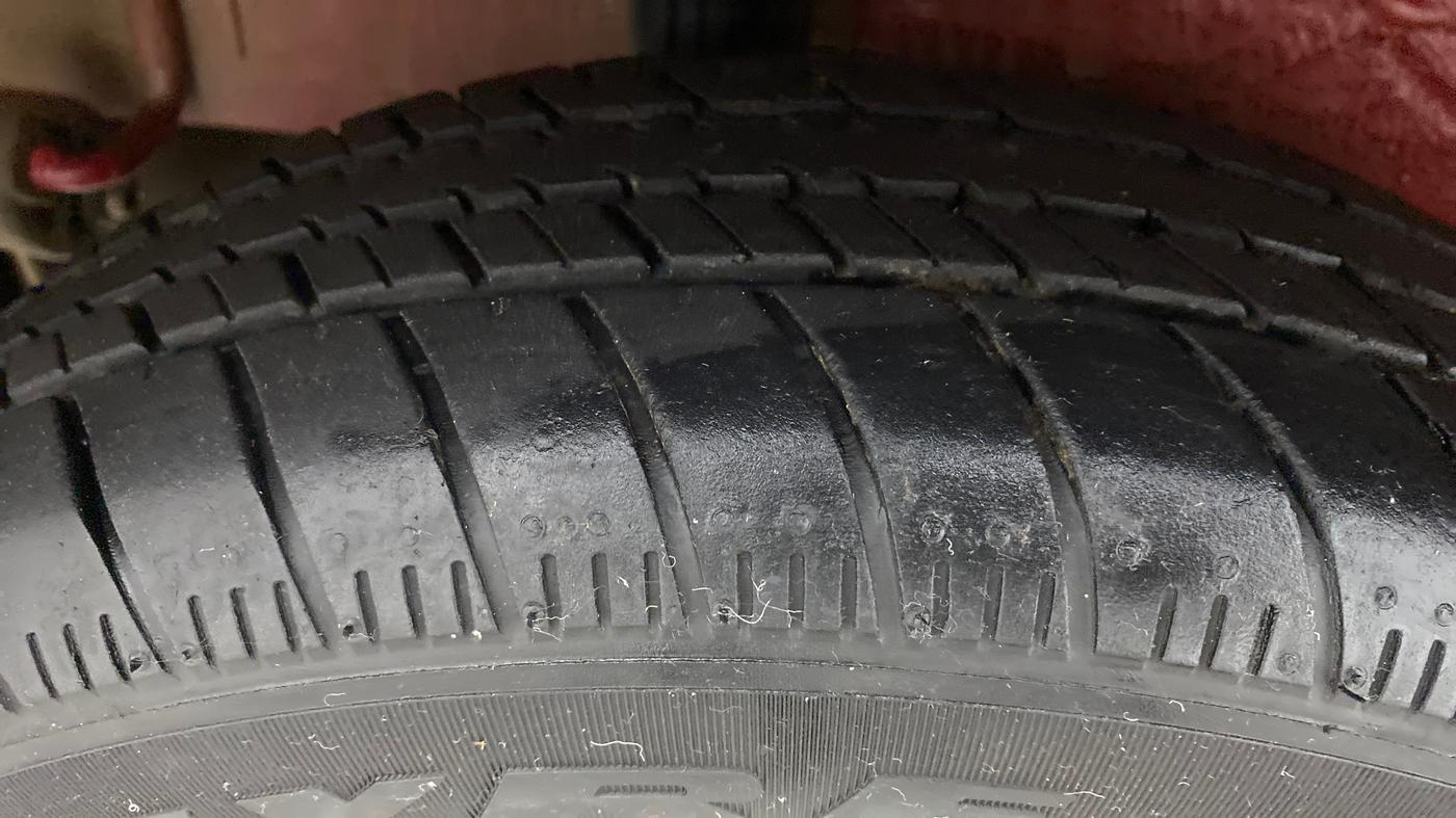 2018 Maruti Celerio ZXI AMT (O), Petrol, Automatic, 28,174 km, Right Rear Tyre Tread
