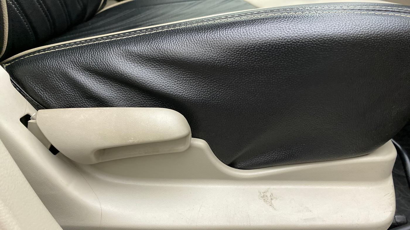 2018 Maruti Celerio ZXI AMT (O), Petrol, Automatic, 28,174 km, Driver Side Adjustment Panel