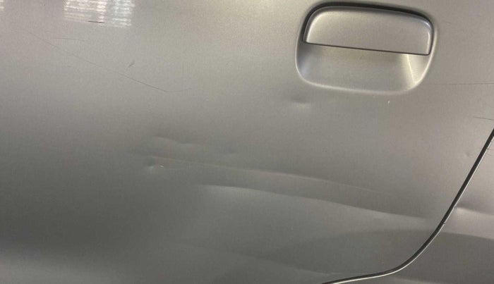 2016 Maruti Wagon R 1.0 VXI AMT, Petrol, Automatic, 40,170 km, Rear left door - Minor scratches