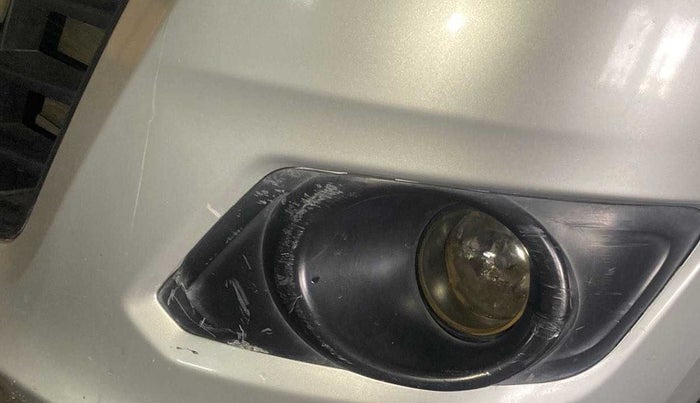 2016 Maruti Wagon R 1.0 VXI AMT, Petrol, Automatic, 40,170 km, Front bumper - Minor scratches