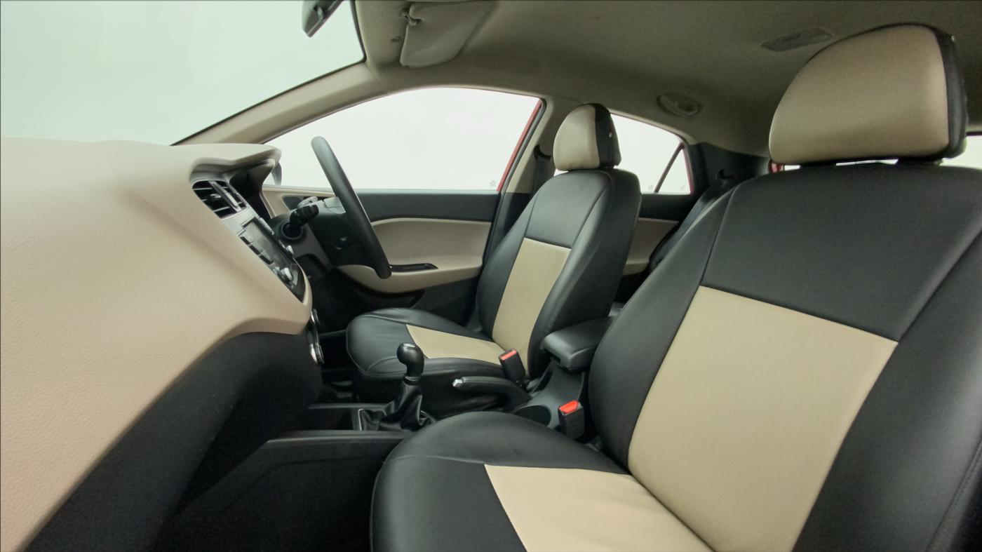 2018 Hyundai Elite i20 ASTA 1.2, Petrol, Manual, 42,463 km, Right Side Front Door Cabin