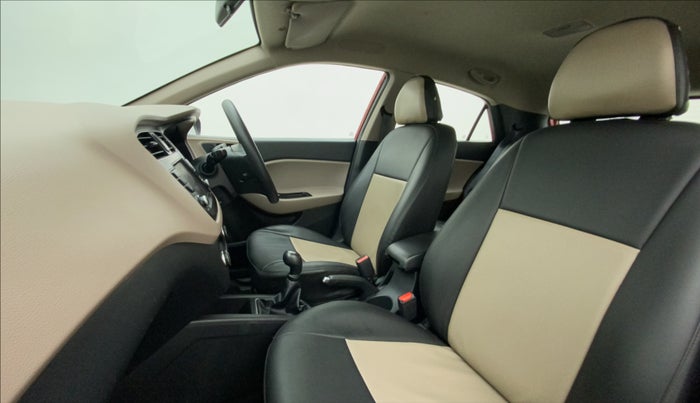 2018 Hyundai Elite i20 ASTA 1.2, Petrol, Manual, 42,463 km, Right Side Front Door Cabin