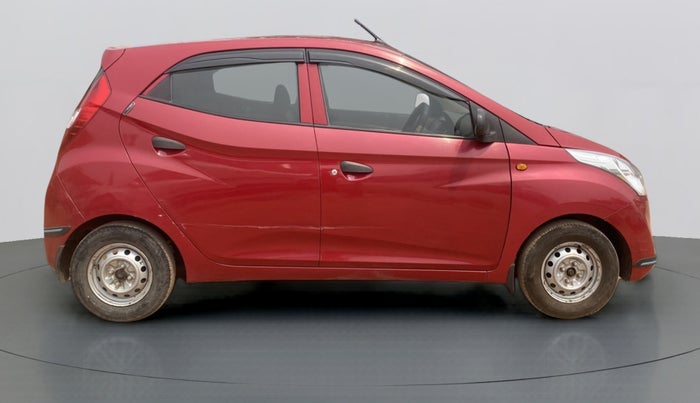 2014 Hyundai Eon ERA +, Petrol, Manual, 31,607 km, Right Side View