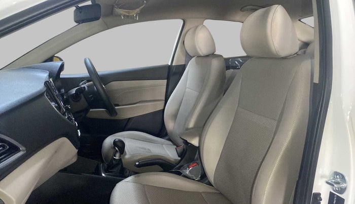 2022 Hyundai Verna S PLUS 1.5 VTVT, Petrol, Manual, 371 km, Right Side Front Door Cabin