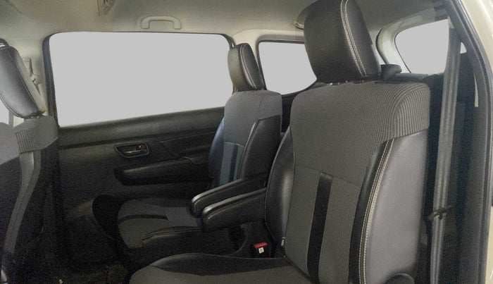 2019 Maruti XL6 ZETA MT, Petrol, Manual, 85,206 km, Right Side Rear Door Cabin