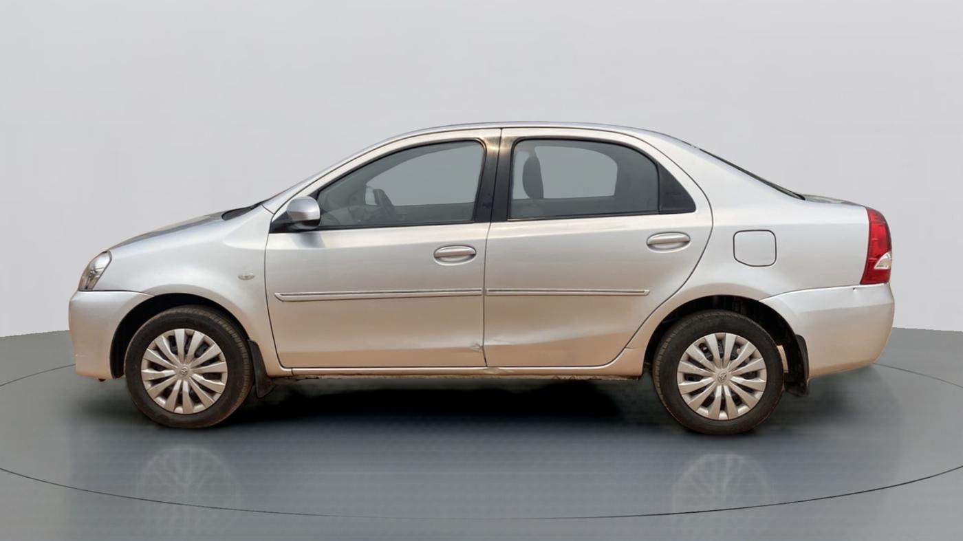 2014 Toyota Etios G, Petrol, Manual, 72,305 km, Left Side