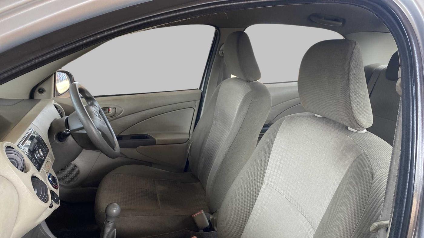 2014 Toyota Etios G, Petrol, Manual, 72,305 km, Right Side Front Door Cabin