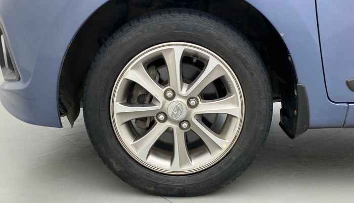 2016 Hyundai Grand i10 ASTA (O) AT 1.2 KAPPA VTVT, Petrol, Automatic, 33,358 km, Left Front Wheel
