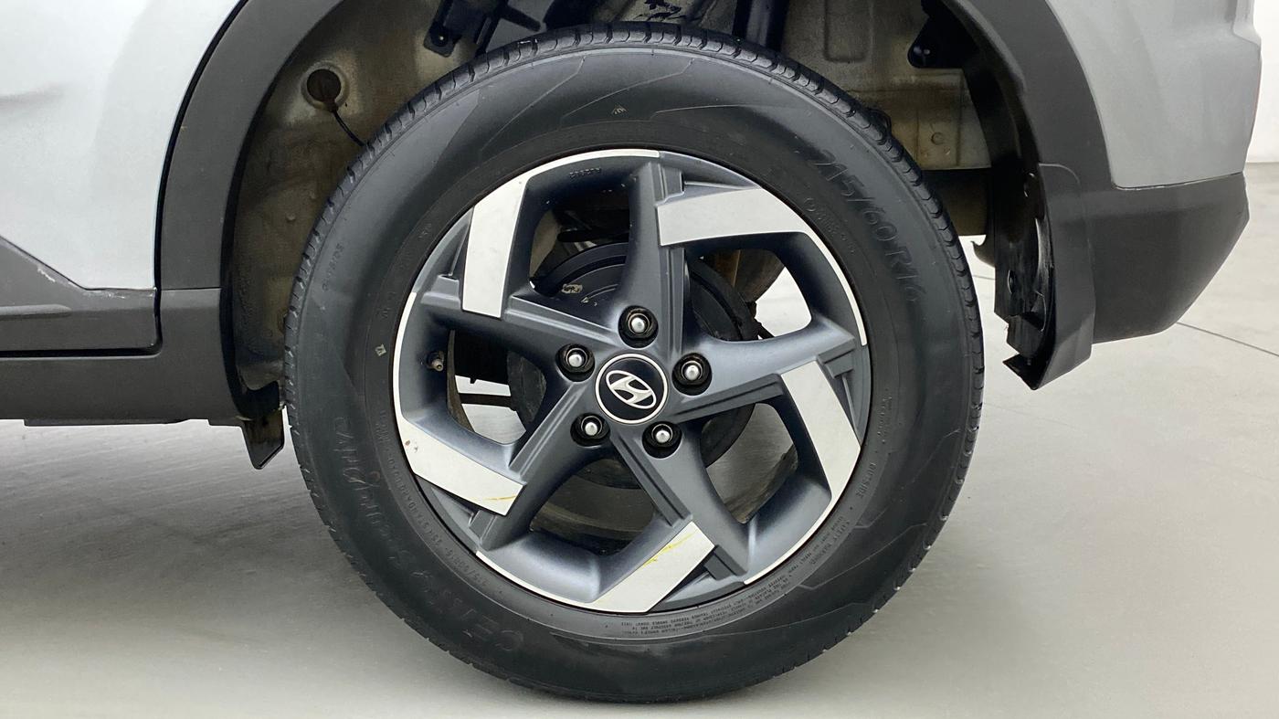 2019 Hyundai VENUE SX 1.0 (O) TURBO, Petrol, Manual, 20,679 km, Left Rear Wheel