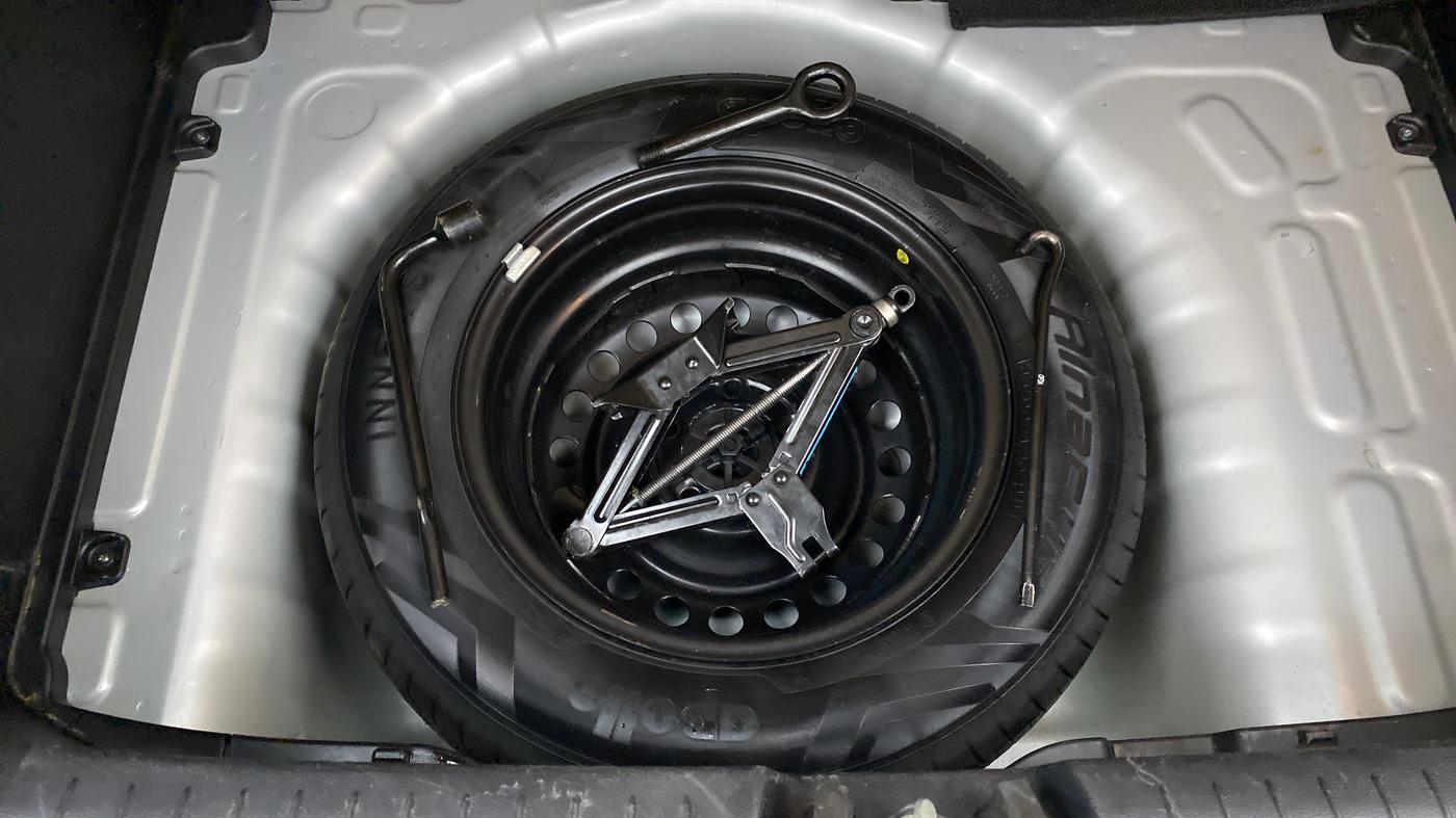 2019 Hyundai VENUE SX 1.0 (O) TURBO, Petrol, Manual, 20,679 km, Spare Tyre