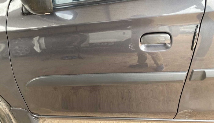 2019 Maruti Alto VXI, Petrol, Manual, 9,054 km, Front passenger door - Door visor damaged