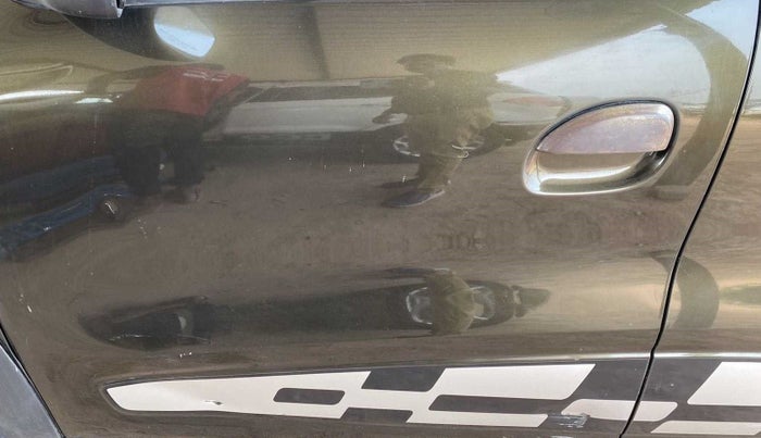 2017 Renault Kwid 1.0 RXL AT, Petrol, Automatic, 56,440 km, Front passenger door - Slightly dented