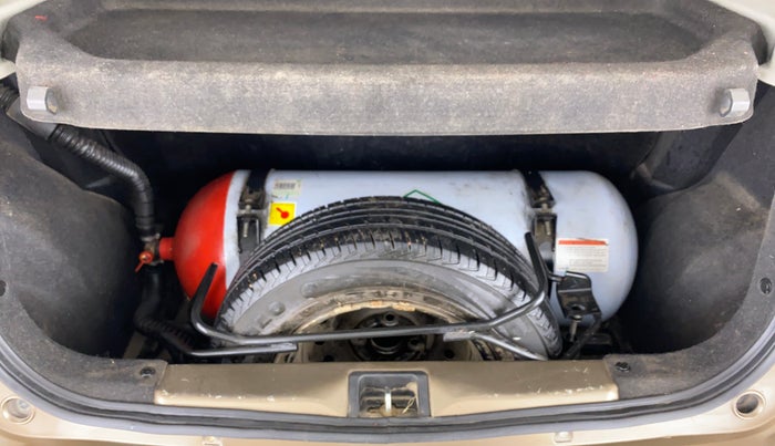 2020 Maruti New Wagon-R LXI CNG 1.0, CNG, Manual, 75,415 km, Boot Inside