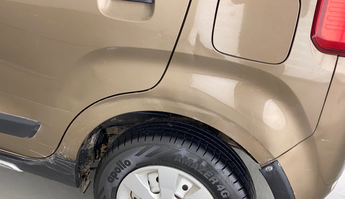 2020 Maruti New Wagon-R LXI CNG 1.0, CNG, Manual, 75,415 km, Left quarter panel - Minor scratches
