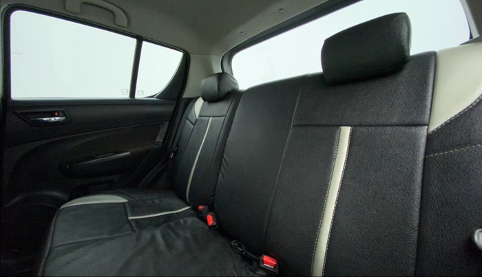 2016 Maruti Swift VXI O, Petrol, Manual, 28,721 km, Right Side Rear Door Cabin