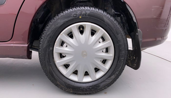 2010 Tata Indigo ECS GLS, Petrol, Manual, 18,383 km, Left Rear Wheel