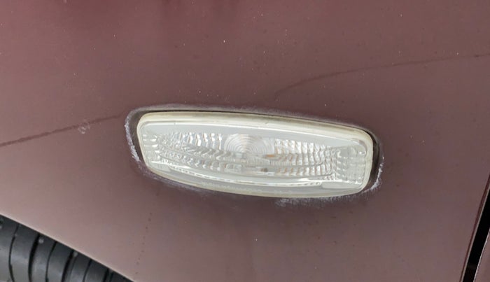 2010 Tata Indigo ECS GLS, Petrol, Manual, 18,383 km, Left fender Indicator light - Not working