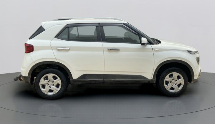 2020 Hyundai VENUE S 1.2, Petrol, Manual, 74,909 km, Left Side